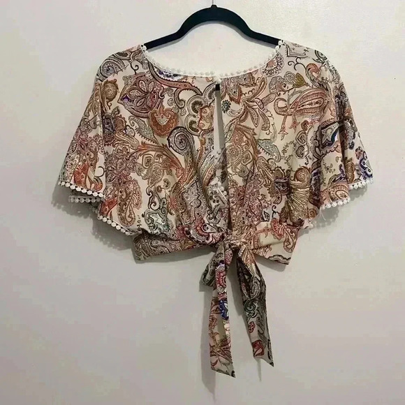 SHEIN Frenchy Paisley Print Pom Pom Trim Knot Back  Blouse size M - Picture 4 of 4